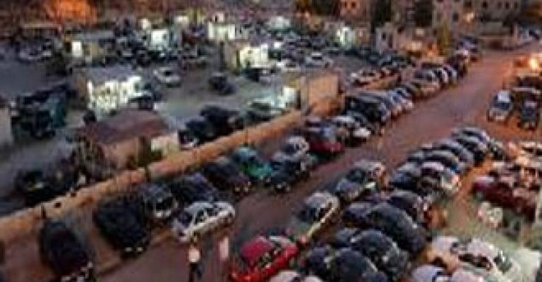 استثناء مركبات المغتربين من قرار حظر استيراد السيارات استثناء مركبات المغتربين من قرار حظر استيراد السيارات