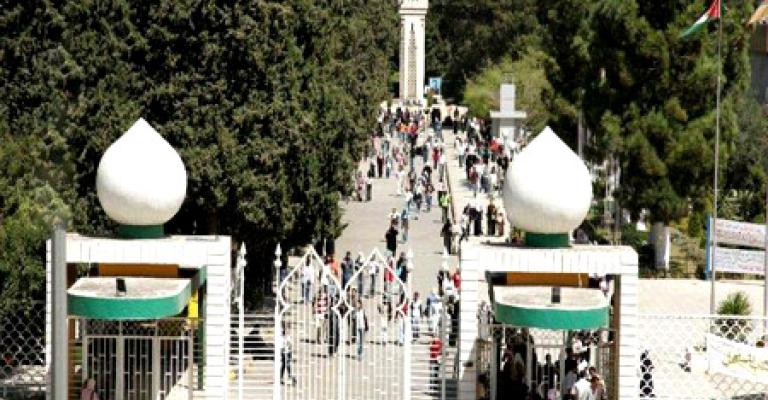 الافراج عن طالبين معتقلين على خلفية الاحتجاجات الافراج عن طالبين معتقلين على خلفية الاحتجاجات