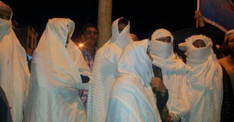 معان: المتعطلون عن العمل ينفذون مسيرة بالأكفان معان: المتعطلون عن العمل ينفذون مسيرة بالأكفان