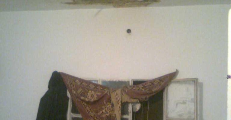 اللاجئون السوريون.. بيوت متهالكة وأجور مرتفعة- صوت اللاجئون السوريون.. بيوت متهالكة وأجور مرتفعة- صوت