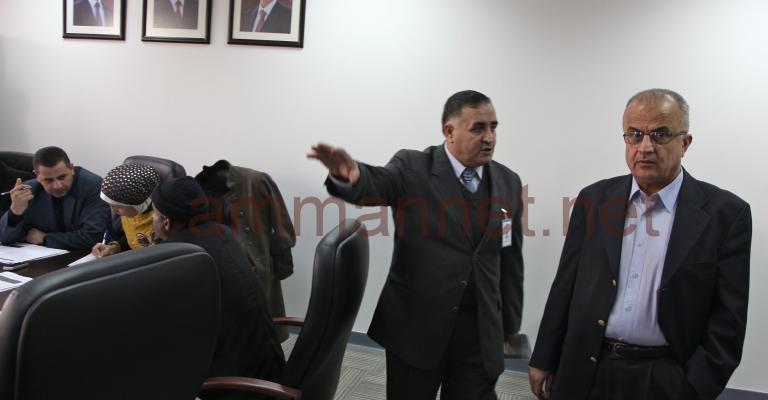 رئيس الهيئة المستقلة للانتخابات عبدالاله الخطيب يتابع اجراءات الترشح للانتخابات - عدسة احمد عبده 