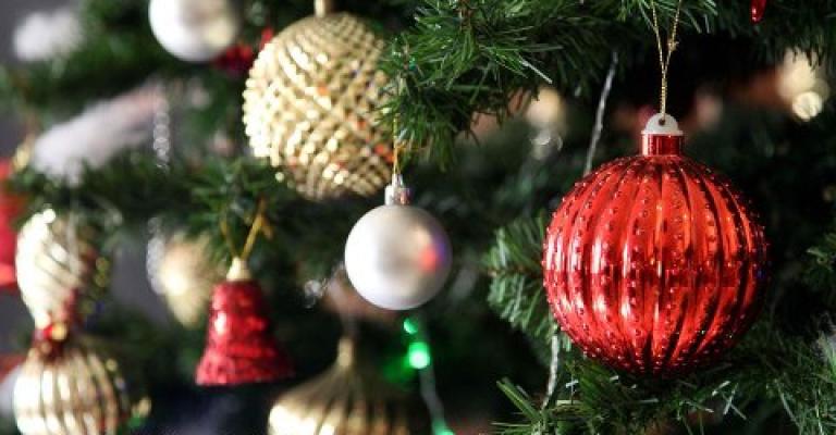 المحال تتحضر لعيد الكريسماس - عدسة احمد عبده/ فيسبوك 