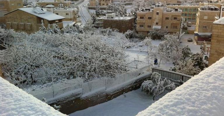 ثلوج كثيفة في القدس وبيت لحم والخليل