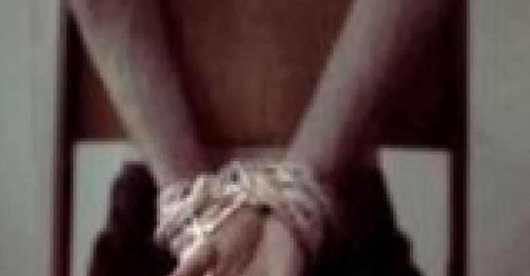 نشطاء أردنيون وعرب يبحثون سبل إنصاف ضحايا التعذيب 