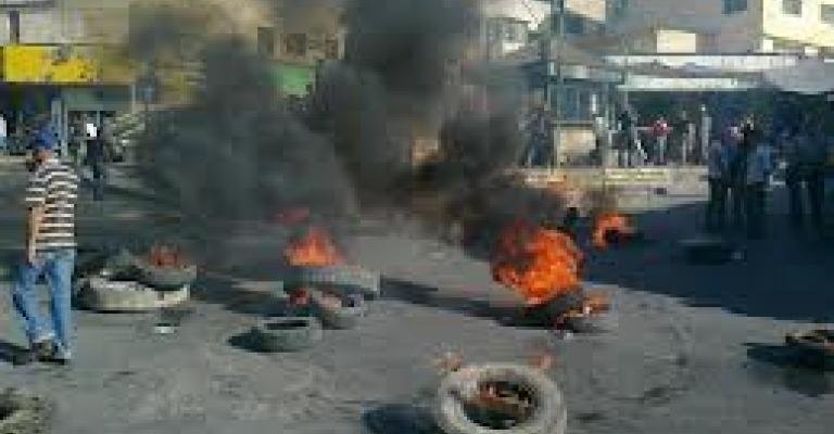 تجدد الاحتجاجات على نتائج الانتخابات في مختلف المناطق تجدد الاحتجاجات على نتائج الانتخابات في مختلف المناطق