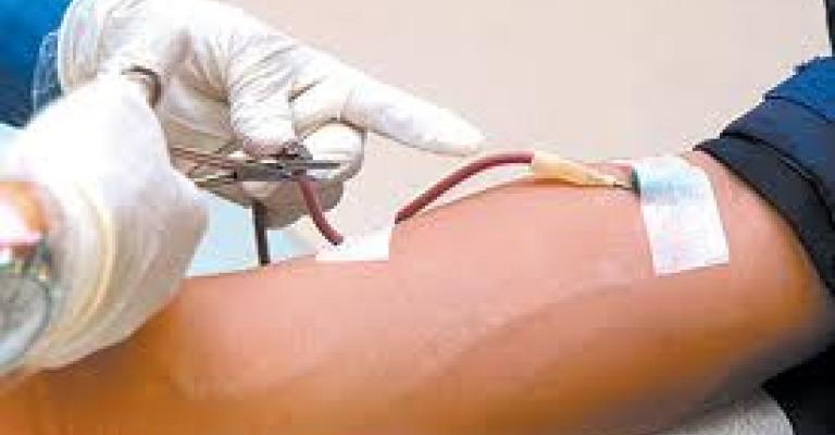 حملة تبرع بالدم للجرحى السوريين في الإسلامي- صوت