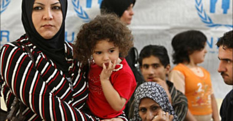 جهل اللاجئين بواجبات المفوضية يضيع حقوقهم - صوت