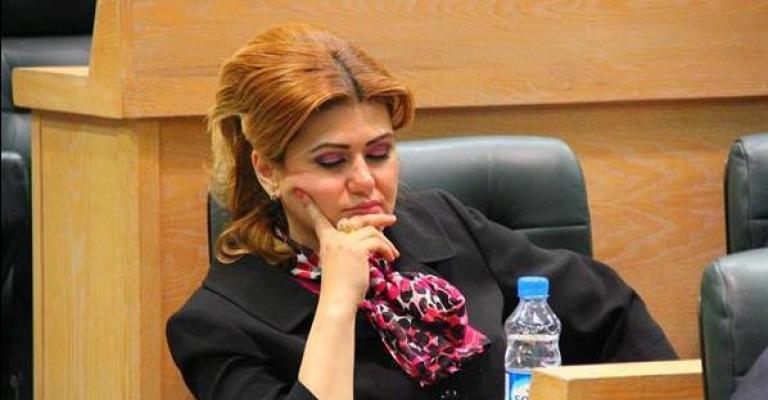 دفاع الحروب يعتزم الطعن بقرار عدم استفادتها من الحصانة دفاع الحروب يعتزم الطعن بقرار عدم استفادتها من الحصانة