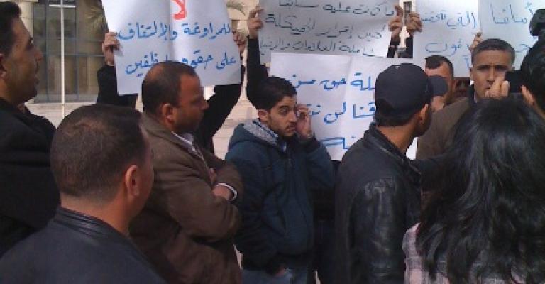 الأمانة تصرف الرواتب وفق الهيكلة الشهر المقبل بعد اعتصام موظفيها- صور