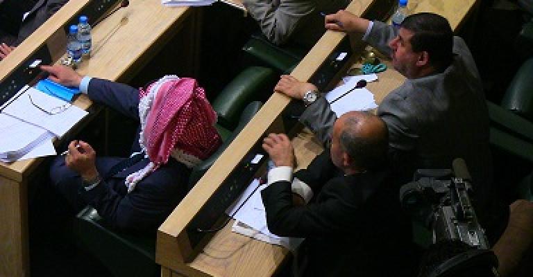 كتلة المستقبل تتراجع عن تسمية خليفات لرئاسة الحكومة وتتركه للملك