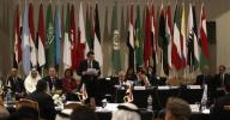 الجامعة العربية تسمح بتسليح المعارضة السورية الجامعة العربية تسمح بتسليح المعارضة السورية