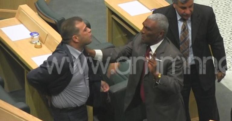 النائب العدوان: ما حدث تحت القبة مؤامرة مبرمجة