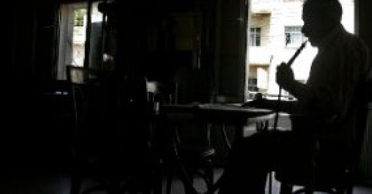 رسوم ترخيص المقاهي تتضاعف 