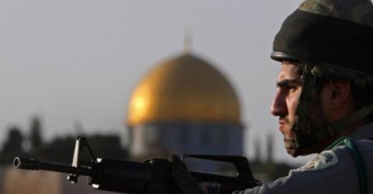 إسرائيل تفرض إغلاقا عاما على الضفة