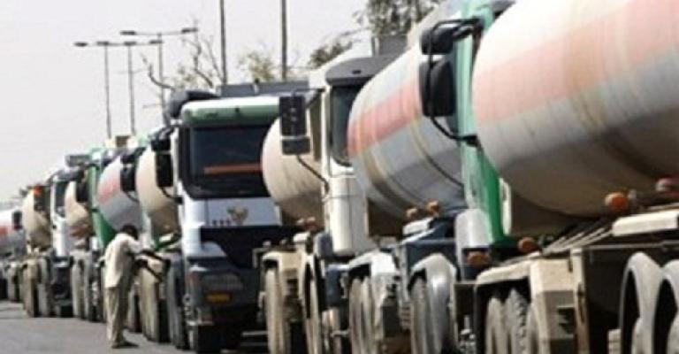 استمرار إضراب سائقي صهاريج النفط