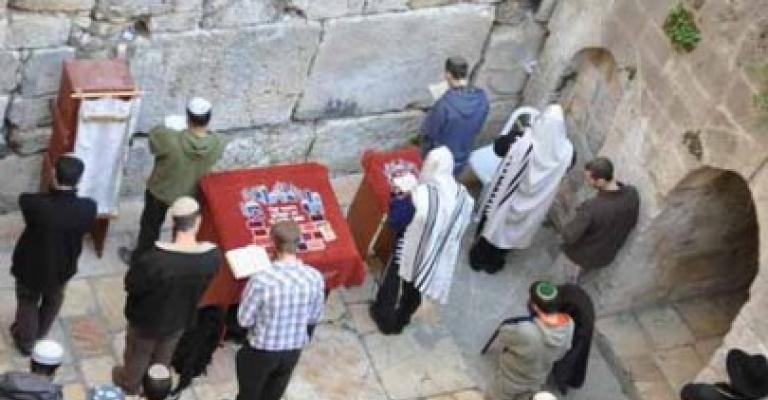 البراق يُهدِد الأقصى وتقسيمه أصبح واقعا