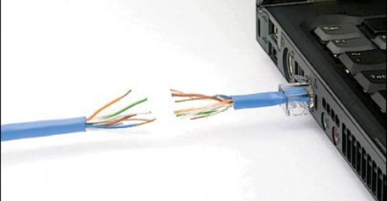 انقطاع الانترنت سيستمر 15 يوماً انقطاع الانترنت سيستمر 15 يوماً