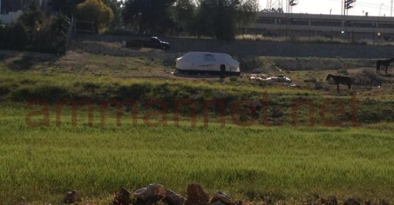 خيام اللاجئين السوريين على طريق المطار- عدسة هيثم جبر 