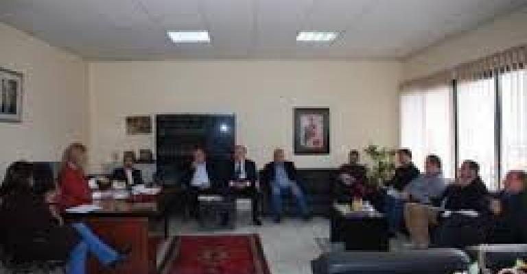 لاجئون مثقفون يشكلون "الملتقى الوطني للحوار الديموقراطي" لاجئون مثقفون يشكلون "الملتقى الوطني للحوار الديموقراطي"