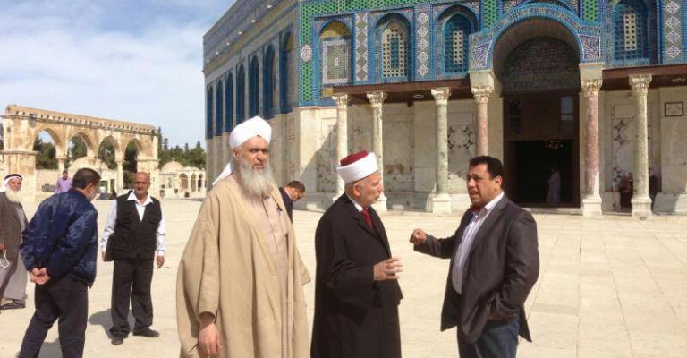 العشا: لهذه الاسباب زرت "الكيان الصهيوني" العشا: لهذه الاسباب زرت "الكيان الصهيوني"