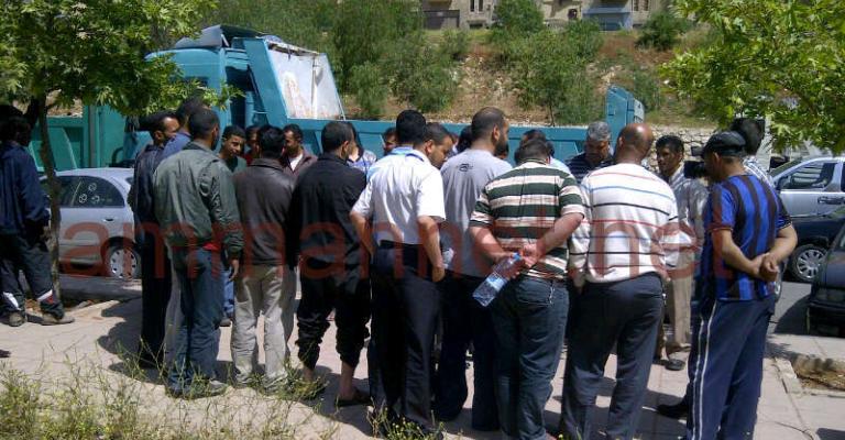 اصحاب القلابات يعتصمون امام امانة عمان- عدسة احمد ابو حمد اصحاب القلابات يعتصمون امام امانة عمان- عدسة احمد ابو حمد