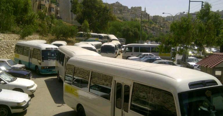 سائقو باصات صويلح يعتصمون أمام الامانة- صور سائقو باصات صويلح يعتصمون أمام الامانة- صور