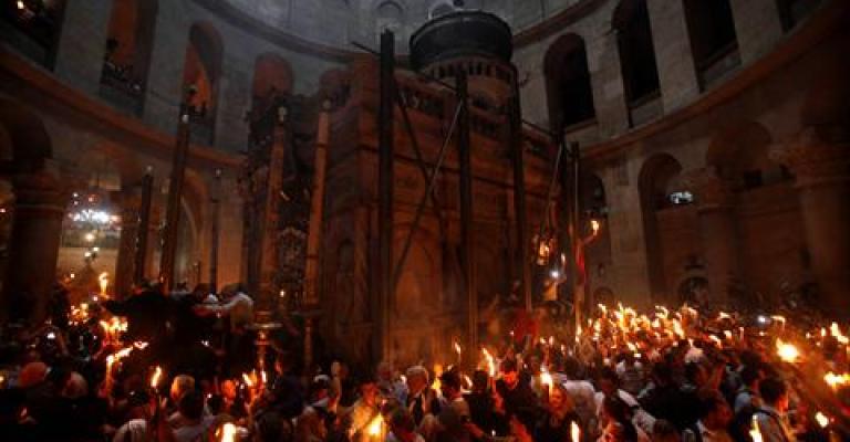 المسيحيون يحتفلون بعيد الفصح المجيد المسيحيون يحتفلون بعيد الفصح المجيد