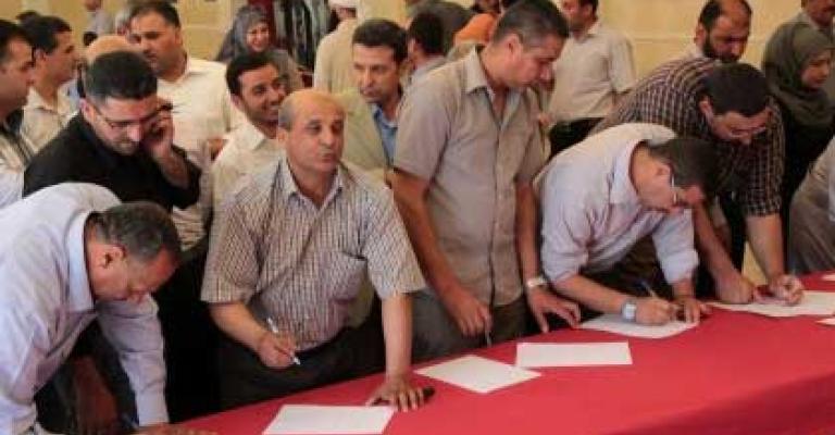 وعود من "الزراعة" ترجئ استقالات الأطباء البيطريين