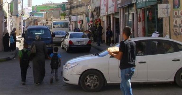 مخيم مادبا: احتجاج على تأجير مبنى لجنة التحسين للصحة "بدينار" سنوياً مخيم مادبا: احتجاج على تأجير مبنى لجنة التحسين للصحة "بدينار" سنوياً