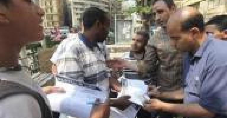 مصر: مظاهرات للمطالبة بانتخابات رئاسة مبكرة مصر: مظاهرات للمطالبة بانتخابات رئاسة مبكرة