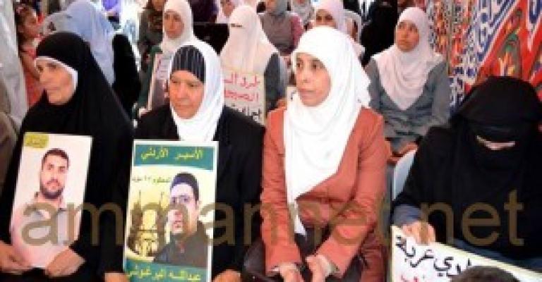 بالصور: خيمة التضامن مع الأسرى تستأنف نشاطاتها