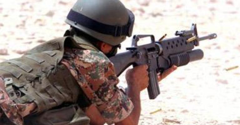 أمن الدولة تباشر محاكمة 7 متهمين على خلفية مقتل العريف المناصير أمن الدولة تباشر محاكمة 7 متهمين على خلفية مقتل العريف المناصير