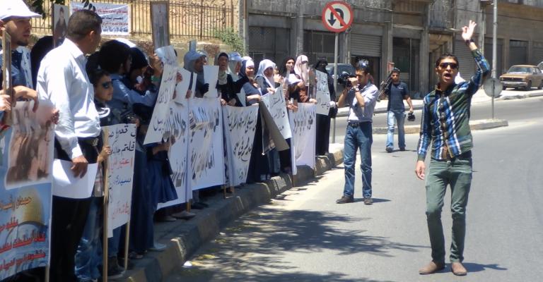 أهالي الأسرى يحملون الملك مسؤولية اضراب الأسرى- فيديو وصور أهالي الأسرى يحملون الملك مسؤولية اضراب الأسرى- فيديو وصور