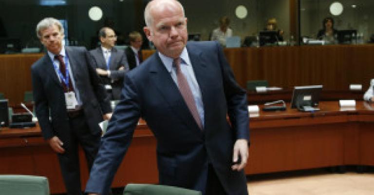 المعارضة السورية تقول إن قرار الاتحاد الأوربي بشأن رفع الحظر على السلاح جاء متأخرا