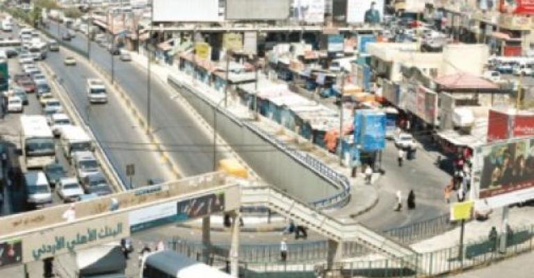 العاملات في الحي التجاري..أجور منخفضة وحقوق ضائعة!