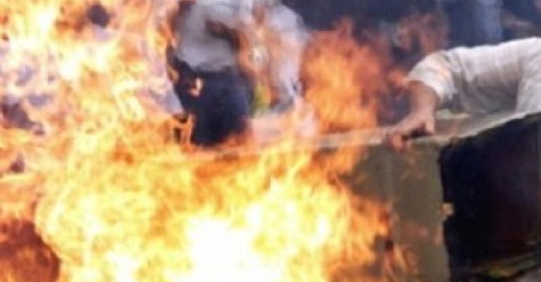 غزة: وفاة مواطن أضرم النار بنفسه