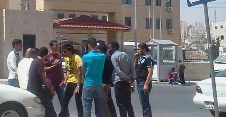 الايتام يرتقبون مصير وربين..والتنمية تعد بالتحقيق الايتام يرتقبون مصير وربين..والتنمية تعد بالتحقيق