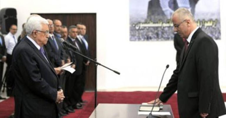 الحمد الله أدرك انه رئيس وزراء صوري فسارع بالاستقالة