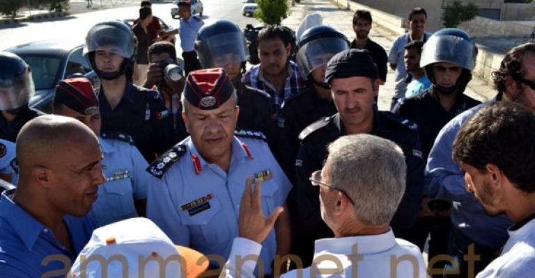 منع أهالي الأسرى من التوجه لدوار الداخلية واعتصامهم أمام النواب