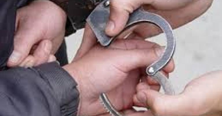 شاب يطعن رجل أمن لمنعه دخول حفلة جرش شاب يطعن رجل أمن لمنعه دخول حفلة جرش