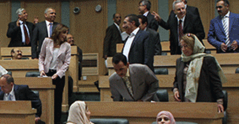 مجلس الأمة يقر جوازات السفر دون اللقب والمهنة