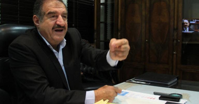 وفاة منسق شؤون اللاجئين أنمار الحمود بحادث سير وفاة منسق شؤون اللاجئين أنمار الحمود بحادث سير