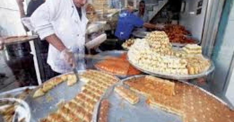 مواطنون يلمسون ارتفاعاً في أسعار الحلويات والنقابة تؤكد استقرارها