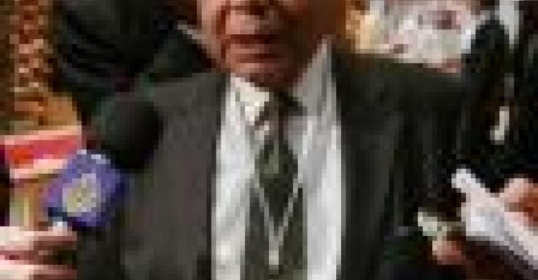 الحكومة المصرية الانتقالية تؤدي اليمين