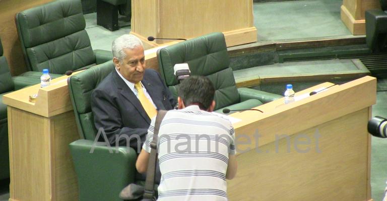 النواب يناقشون الأربعاء طرح الثقة بالحكومة