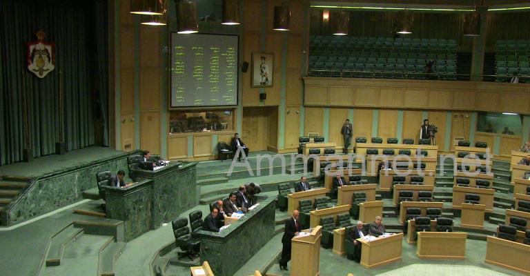 النواب يناقشون نظامهم الداخلي دون حماسة ودون نصاب