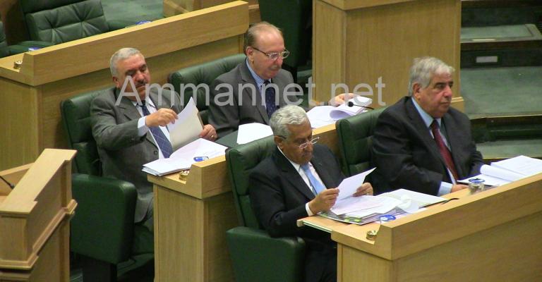 النسور يفلت من شباك النواب وتعديل مرتقب على الحكومة