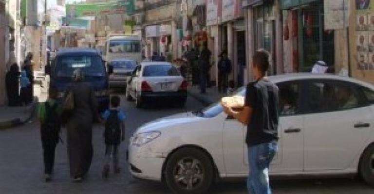 تبادل إطلاق نار بمخيم مادبا وأنباء عن مقتل شاب