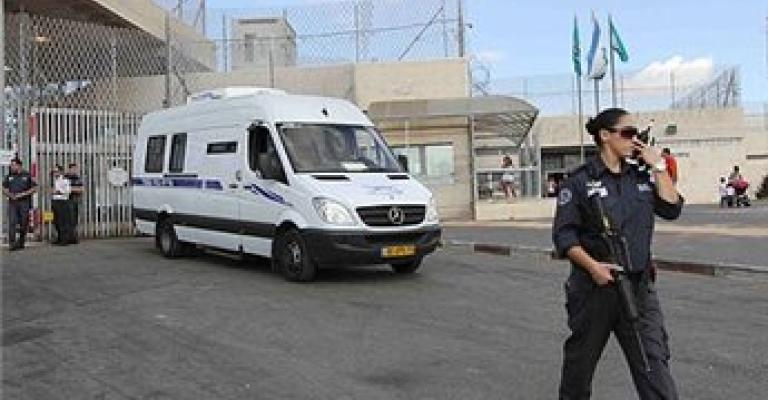 إطلاق سراح الأسرى مساء الثلاثاء