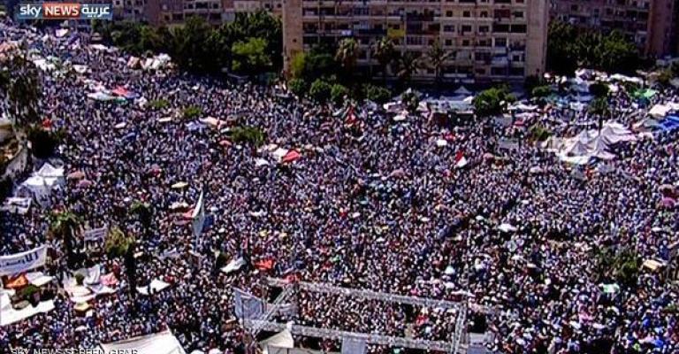 الشرطة المصرية تفض اعتصامي رابعة والنهضة وسقوط قتلى وجرحى الشرطة المصرية تفض اعتصامي رابعة والنهضة وسقوط قتلى وجرحى